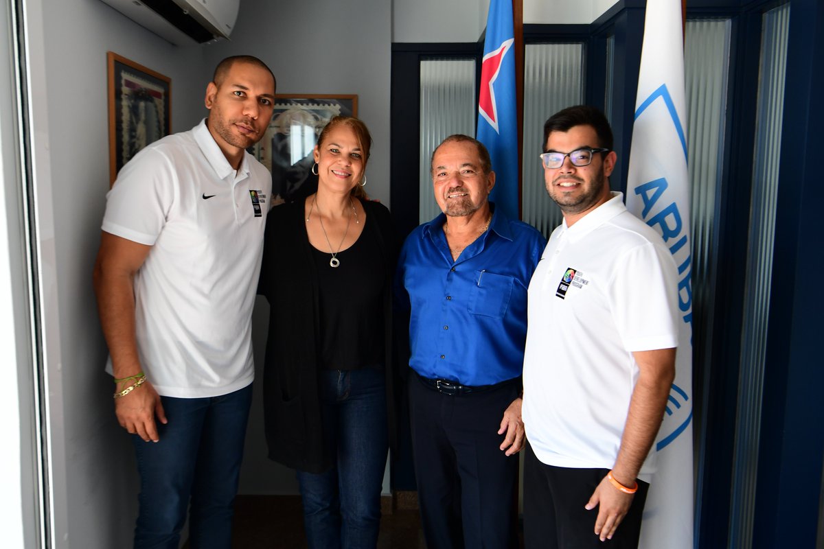 olympicaruba's tweet photo. Today we had a visit of @ybukele talking about basketball in the Caribbean and Aruba. 
@fiba https://t.co/OtrjJj6zwx