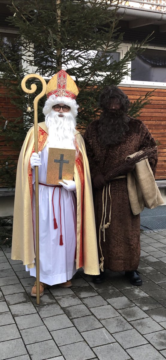 Heute als hl. Nikolaus mit Krampus unterwegs.