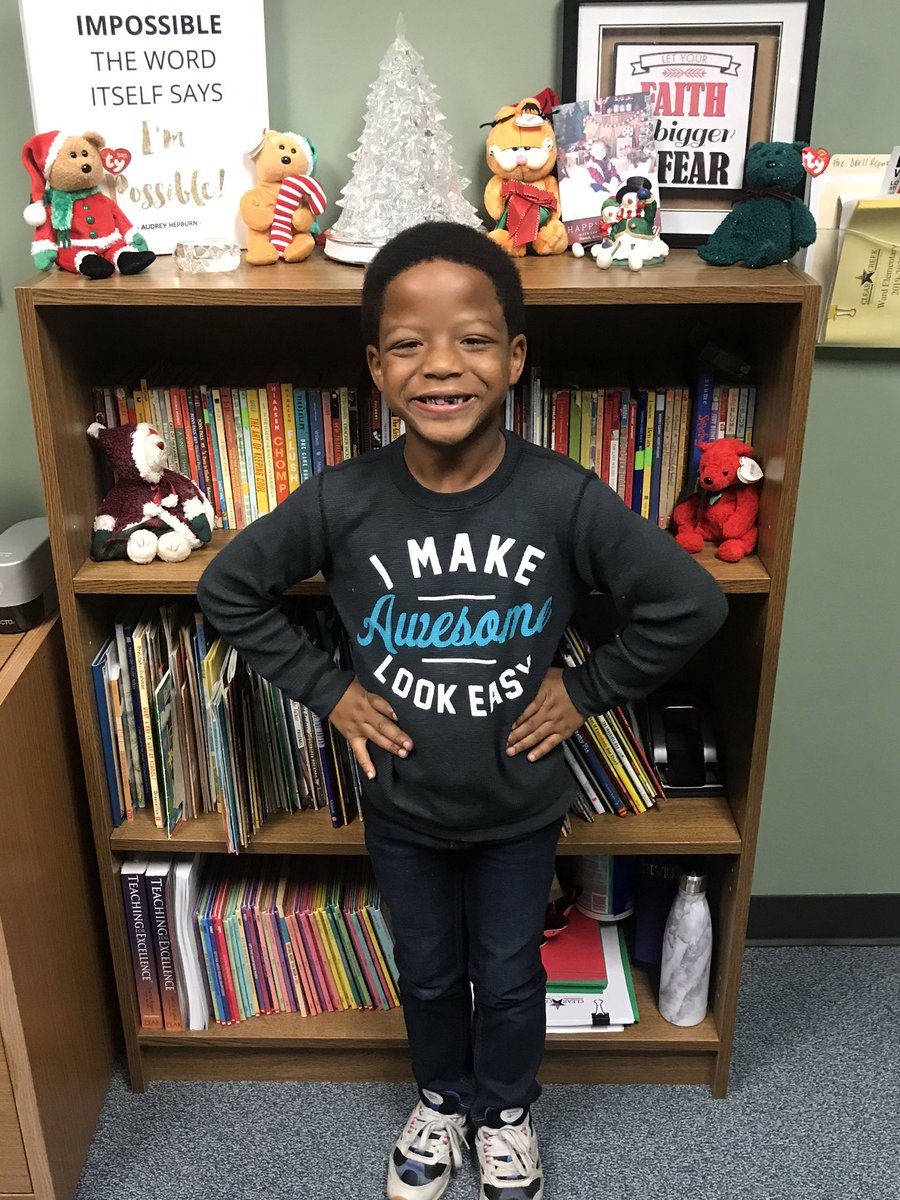 TravishiaPicke1's tweet photo. This little guy earned lunch with me today! He’s been working toward meeting his goal, and we all celebrated when he accomplished it! So proud!!! #WardStars https://t.co/tq9Oa5RYRq