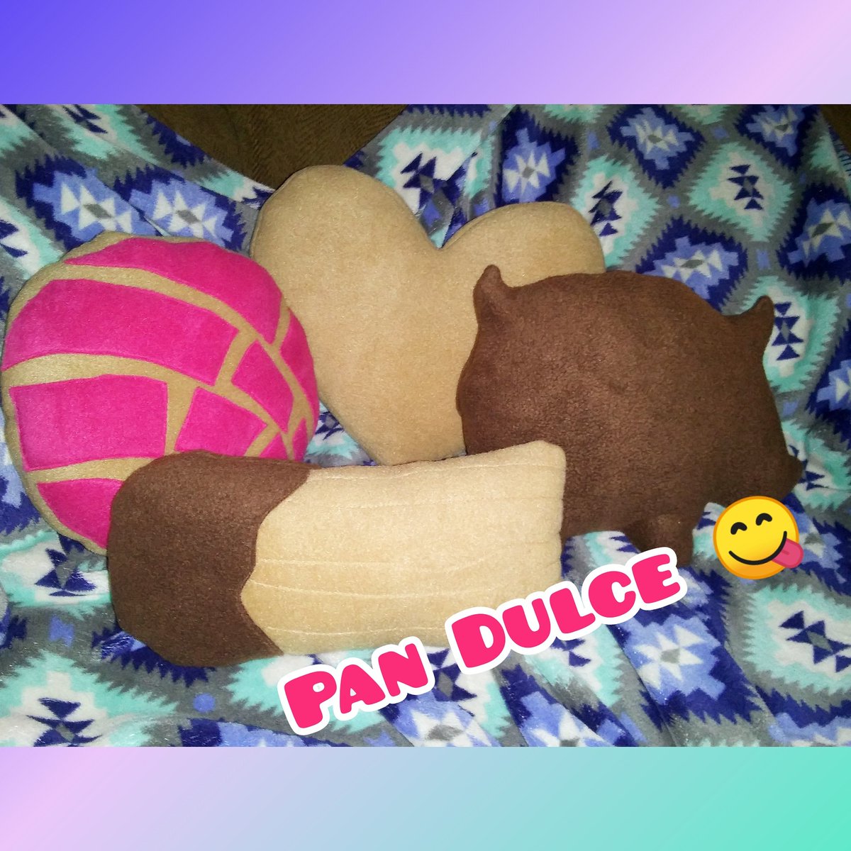 LunarBellum's tweet photo. Who else is happy it's pan dulce season? 😁🍩🎂🍪🍰🍮
#artistsoninstagram #handmadeplush #pandulce #concha #marranitos #churros #pandepolvo https://t.co/5KcQH7HeIe
