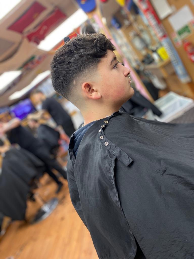 LazarouBros's tweet photo. #barberlife #barber #teamlazarouchurchillway #hair by Jerome & Tino @lazarouchurchillway #menshair #menstylists not just a barber shop #quality #professional @ Lazarou Brothers Hairstylists Churchill Way. Always Ahead Because We Care #cardiff #churchillway #lazarou https://t.co/KAFPwyYScS