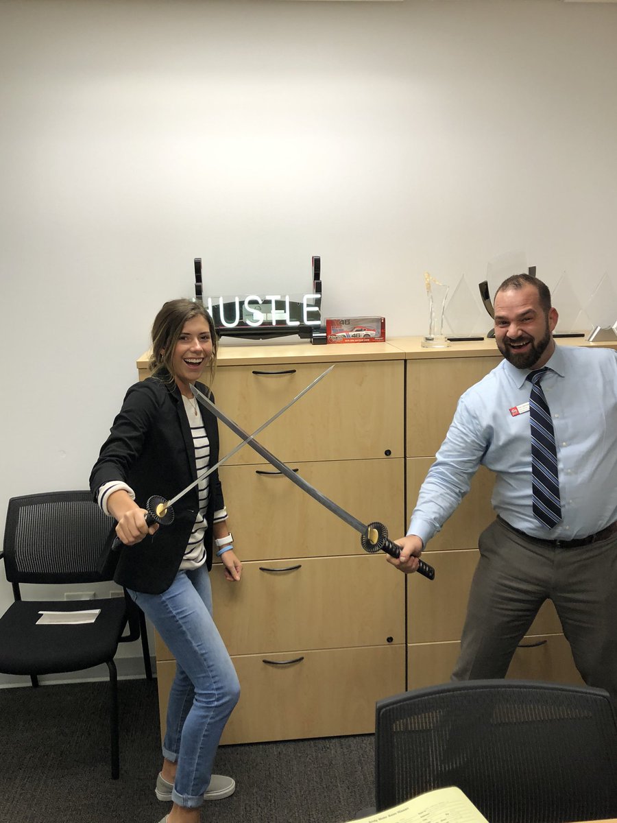 AvonDECA's tweet photo. Who says Brownsburg and Avon can’t be friends? Avon DECA appreciates this @BHSDecaDepot alum for helping out with our upcoming Career Development Conference! Thank You Tim and @AndyMohrNissan https://t.co/6uSAj8zMJF