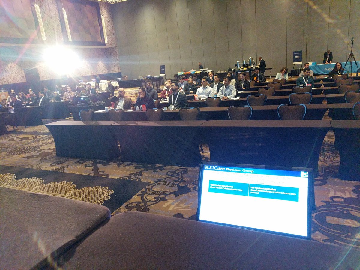 PerwaizMeraj's tweet image. @mjlimmd presenting on #largebore #safefemoral access #scaifellows2019