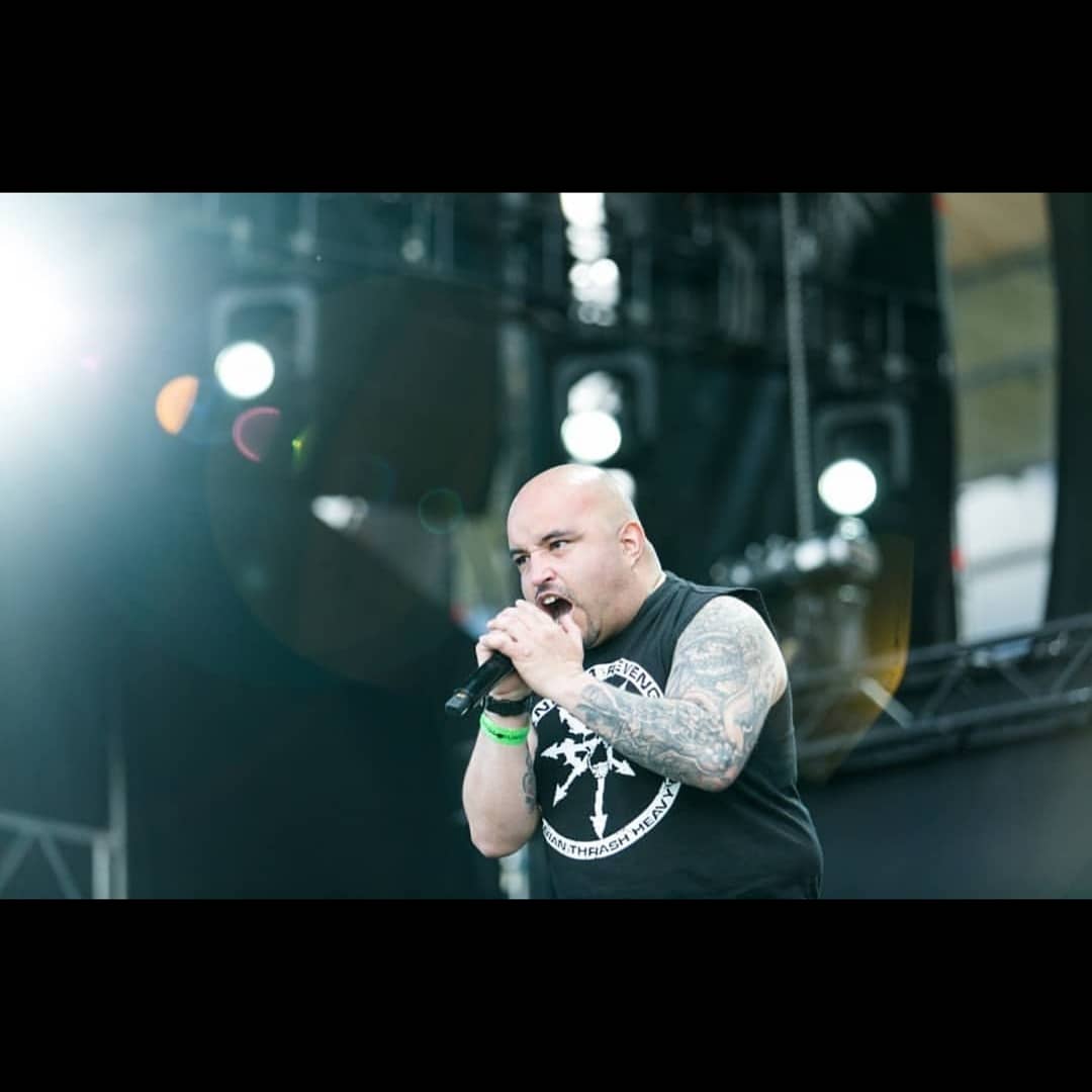 AutopistaRock's tweet photo. Va transcurriendo la tarde del #KnotfestColombia 🔥🤘 Hay algunos problemas con el transporte🚚, 😥
Pero aún es temprano, ¡Ánimo!esperamos que los inconvenientes se solucionen y todos pasen una velada fantástica. 🎸💪
Fotos de #DavidMicolta
@ParamoPresenta @knotfestco https://t.co/LXEysu6kI5