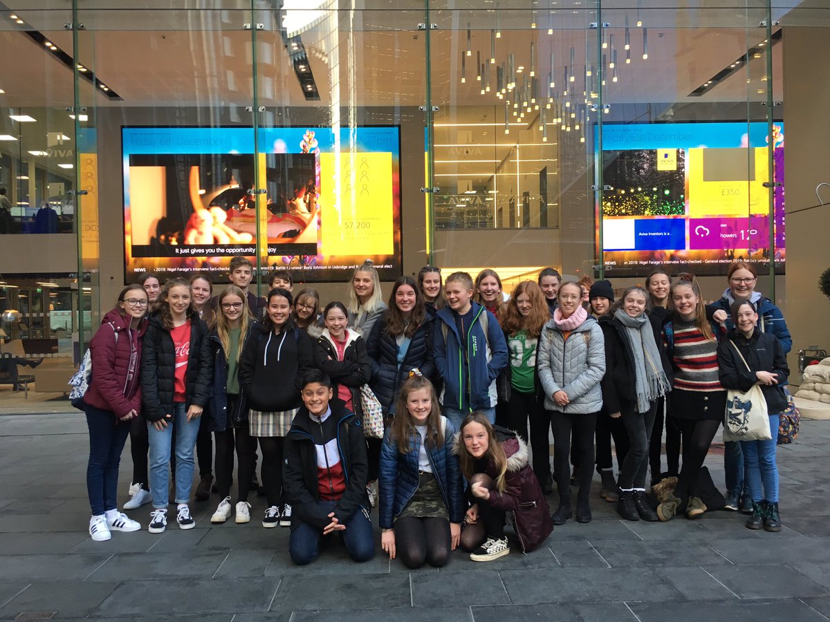 AHSYC's tweet photo. Home after an incredible day in the city. Huge thanks to @AvivaUK @bankofengland @UKParliament The students were a credit to themselves and now have lots to think on for their future #reallife #aspirations #oursociety #ahsyc https://t.co/4QDAH1qE24