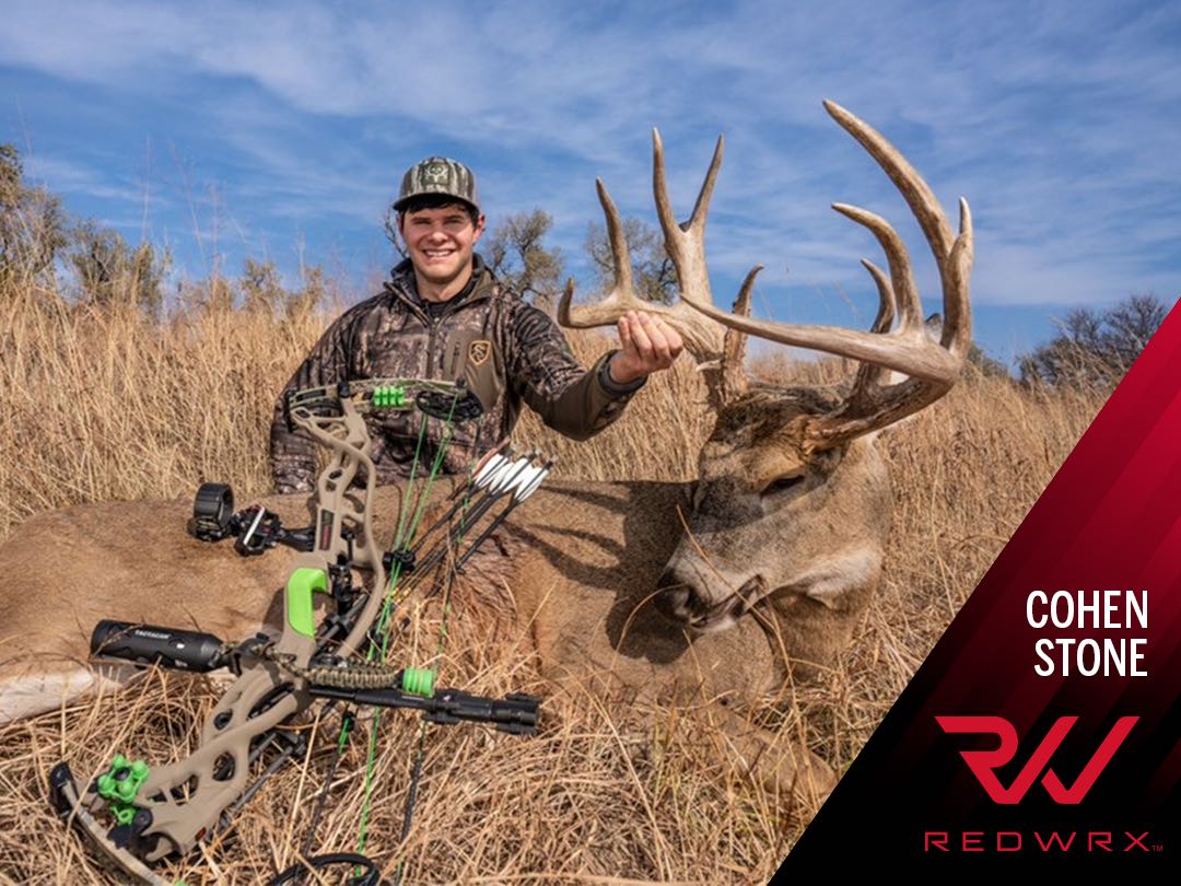 HOYTARCHERYInc's tweet photo. Bone Collectorβs producer, Cohen Stone, found first day success with the Kansas stud back in November. Congrats, Cohen!
#REDWRX #GetSeriousGetHoyt https://t.co/XqmWTTChZh