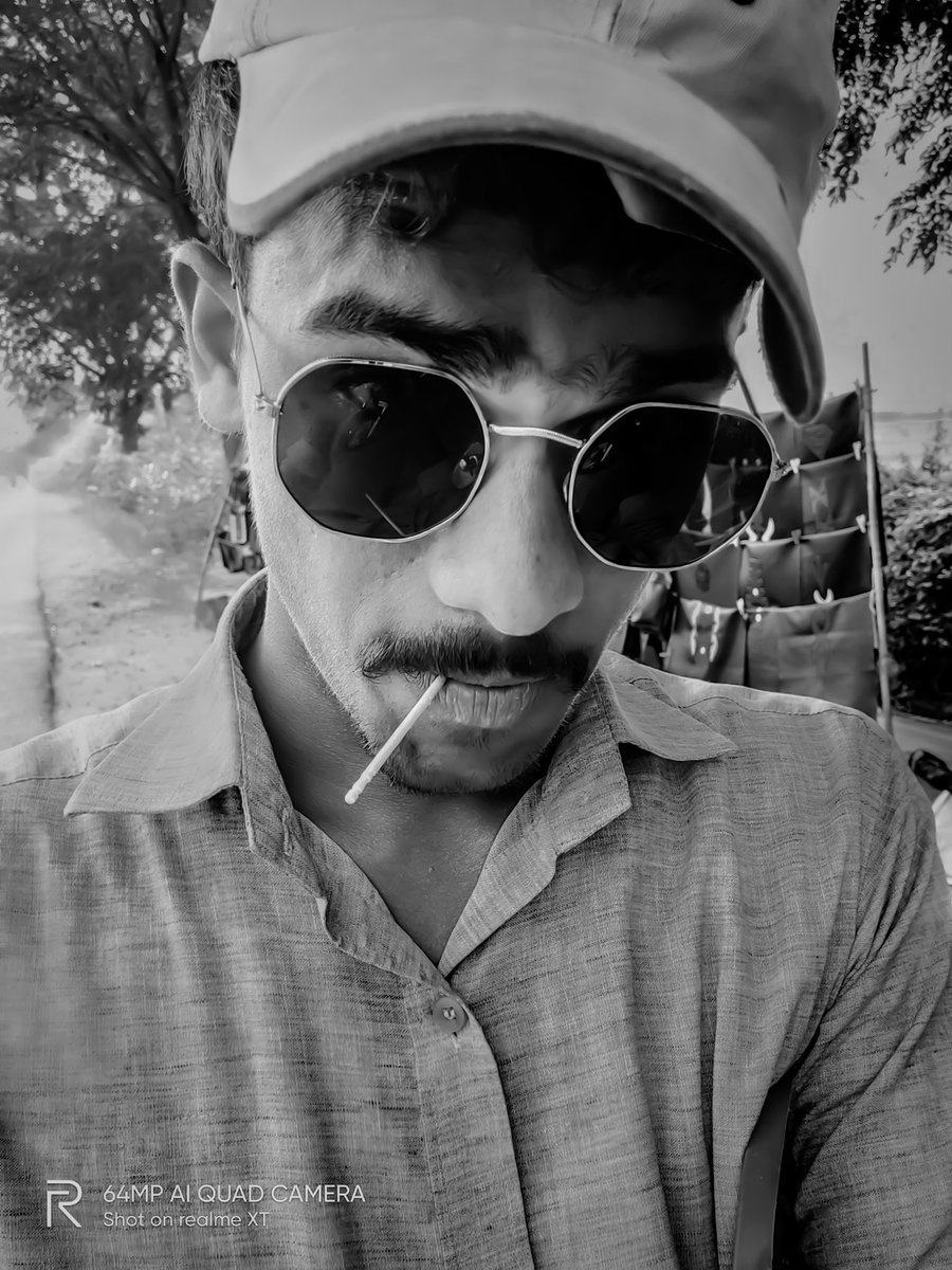 jr_khadri's tweet photo. #TwitterMomentsOfTheDecade 😍
#ImACeleb #clicktofly https://t.co/QbVPajXTpo