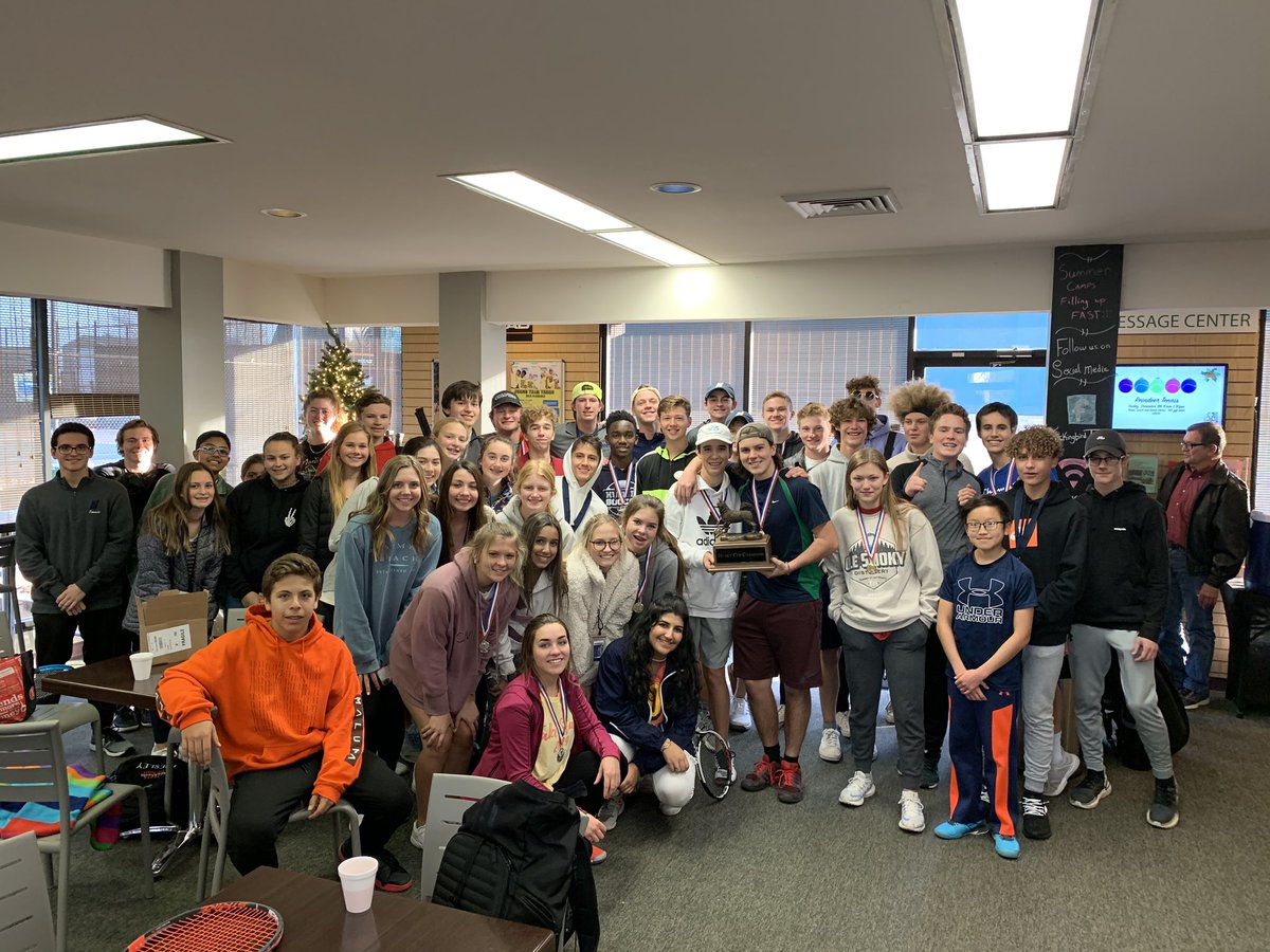 That’s a wrap on the 2nd Annual Husky Cup! Well done Team Jackie Rasnic for capturing the title!! Great team support and attitudes all across the board🐺🎾