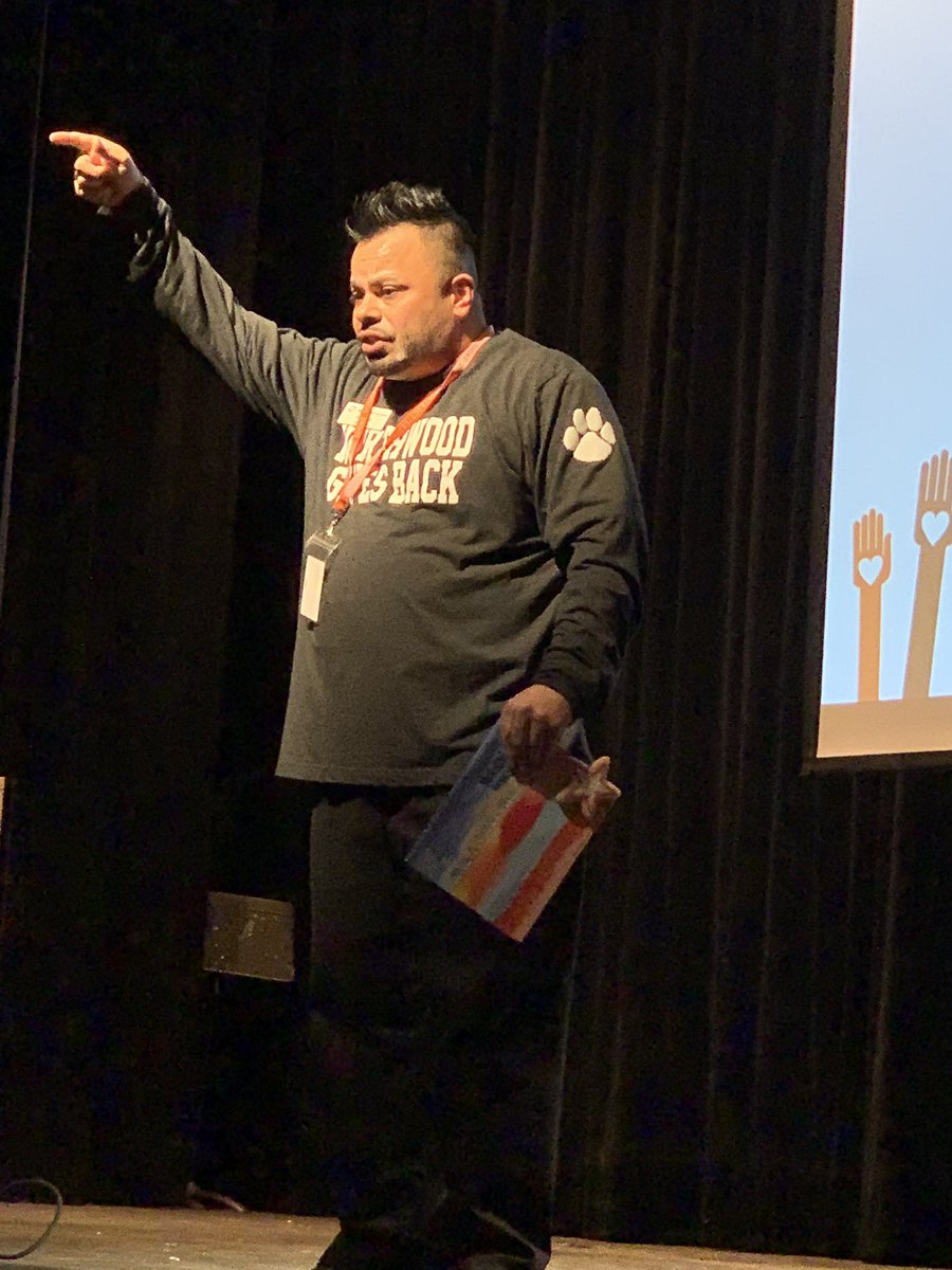 Mr. Angel of the Boys and Girls Club of Lake County shares the ”Star Fish Story”at Northwood Junior High School’s Day of Giving. Thank you to the students for Making a Difference in our community. #112Leads