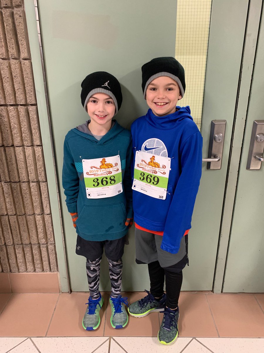1 mile turkey trot!! 🦃 🏃🏽 <a href="/WCSDEmpowers/">WCSDEmpowers</a> <a href="/OakGroveES40/">Oak Grove ES</a> <a href="/DawnTurpinO/">Dawn Turpin-Orgetas</a> <a href="/RooneyAngelina/">Angelina Rooney</a>