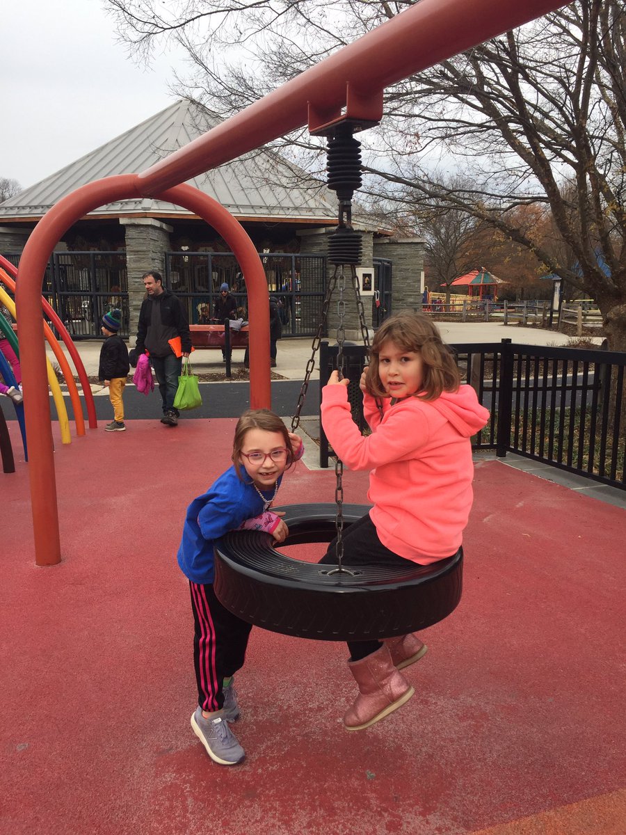 BowersOakHill's tweet image. #circularmotion #soaringintoscience @oakhilles