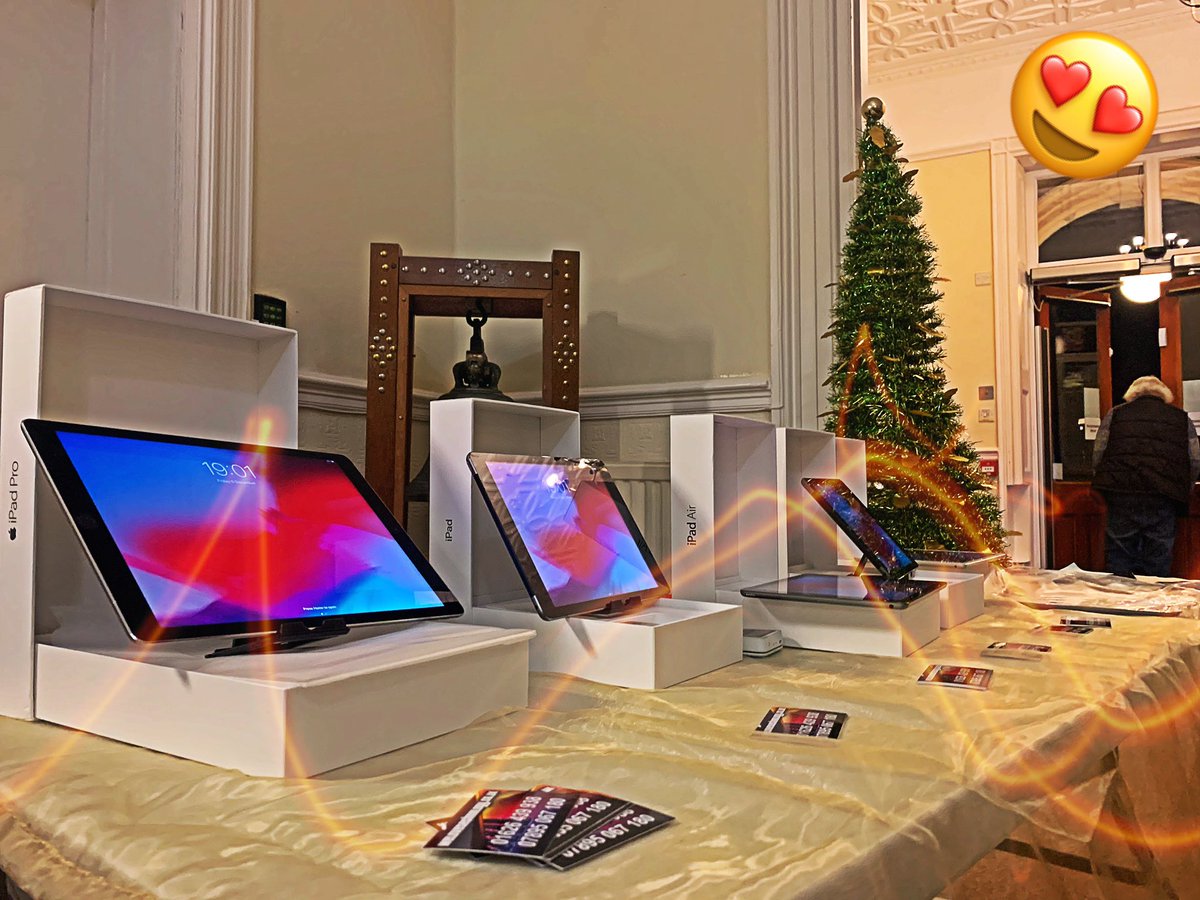 welovetechnouk's tweet photo. Bring Fast and beautiful tech to the Dawlish Manor 👍 😍. Great feedback from everyone as well 👍. #tech #beautifultech #bespokeservice #apple #ipad #ipadpro #fastipads #personalservice #fasttech #quailtytech #bringthetech #techstand #techdisplay #christmasfair https://t.co/KvxULb98GG