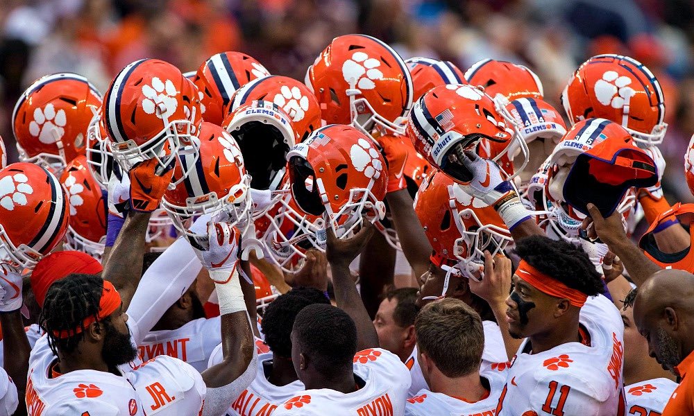 Trent Howard (@trent_howard_) on Twitter photo I am truly blessed to announce that I have been offered an opportunity to attend Clemson University, a place I have dreamed about being for years. I am honored & so excited to say I am committed to Clemson University & will be signing my LOI on Dec 18th. #ALLIN <a href="/CoachToddBates/">Todd Bates</a> I am truly blessed to announce that I have been offered an opportunity to attend Clemson University, a place I have dreamed about being for years. I am honored & so excited to say I am committed to Clemson University & will be signing my LOI on Dec 18th. #ALLIN <a href="/CoachToddBates/">Todd Bates</a>