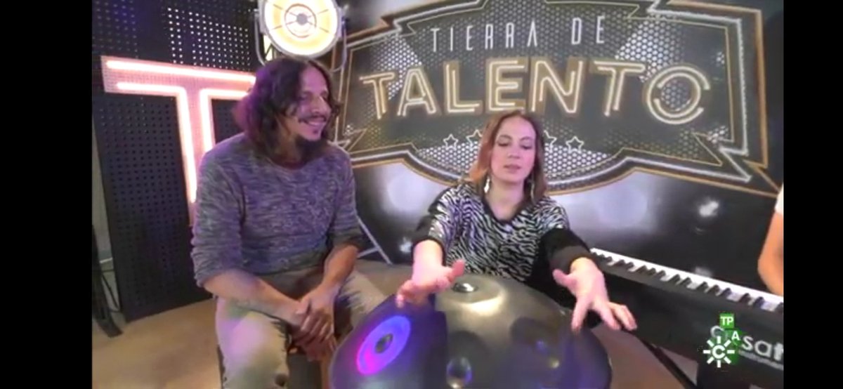 nelaroge's tweet photo. Yo de verdad que no puedo con esta mujer...🤣🤣 @Maria_Villalon #Tierradetalento8 https://t.co/irD4SzOnAn