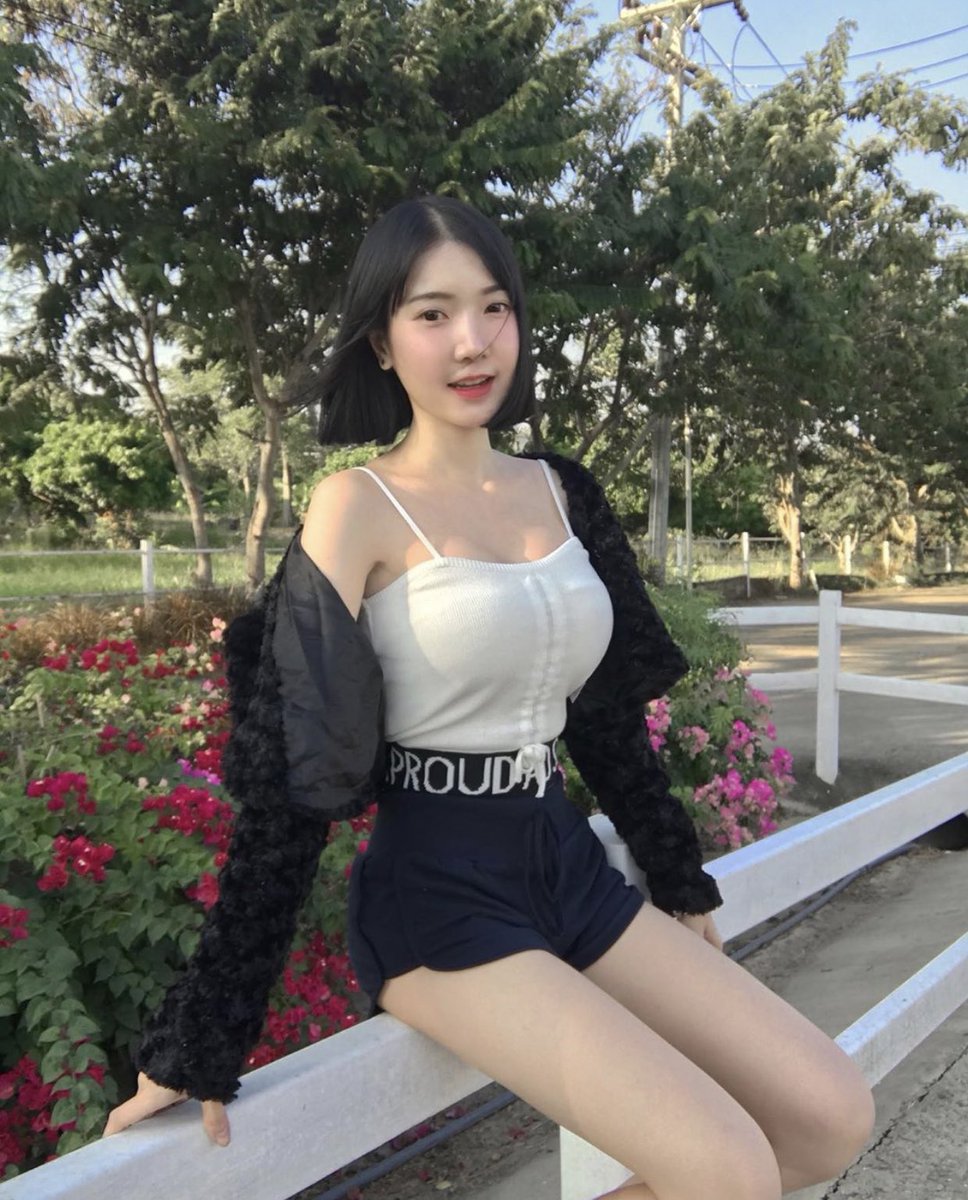 HardcoreLiveXX's tweet photo. ต้องเย็ดให้หายหนาว https://t.co/uO51zD9FcG