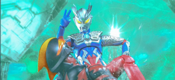 ウルトラマン ベリアル ニセ