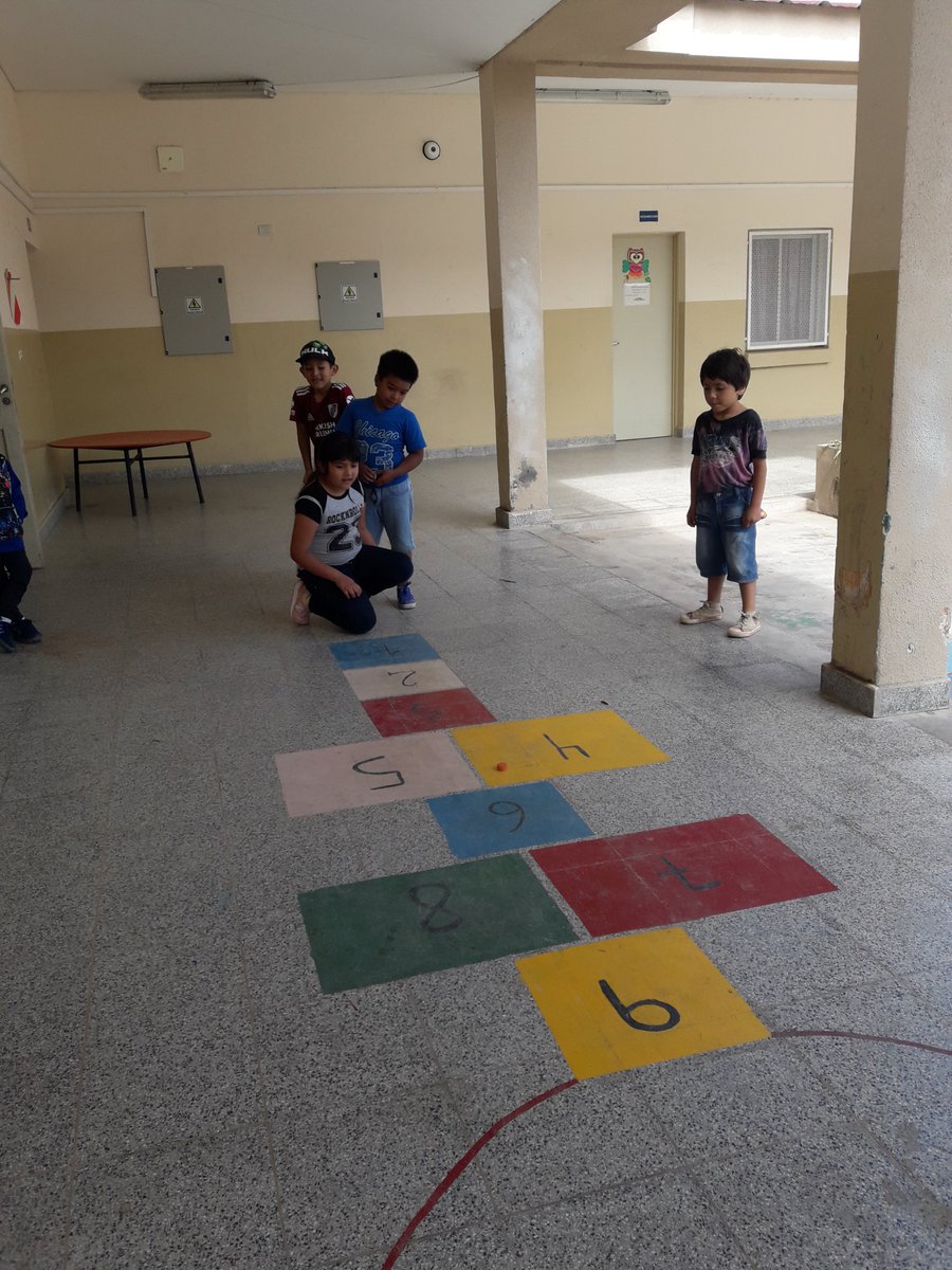 Escuela Abiertas presente en la Escuela Cristóbal Colón #MareaAzulATR2019 <a href="/zcarmensoledad/">Zúñiga Carmen</a> <a href="/fguillesaavedra/">GUILLERMO SAAVEDRA</a> <a href="/IbaezAzucenaM1/">IbañezAzucenaM</a> <a href="/UrtubeyJM/">Juan Manuel Urtubey</a>