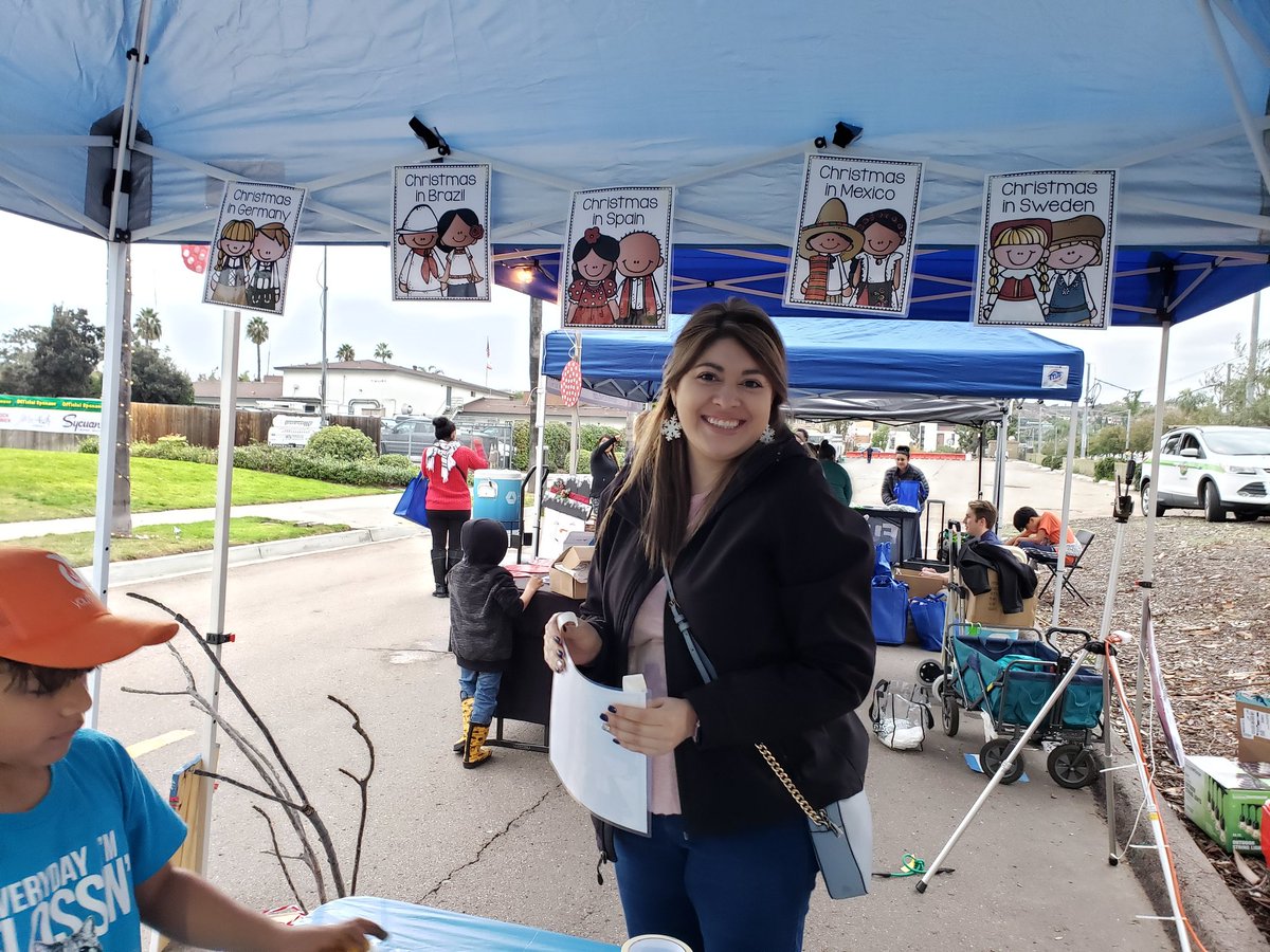 LGTAteacher's tweet photo. If your not doing anything today please stop by our table at the 22nd Lemon Grove Bonfire!!! @WeAreCTA @cvea1 @GrossmontEA @LGTAteacher https://t.co/ChtO8IK4CQ