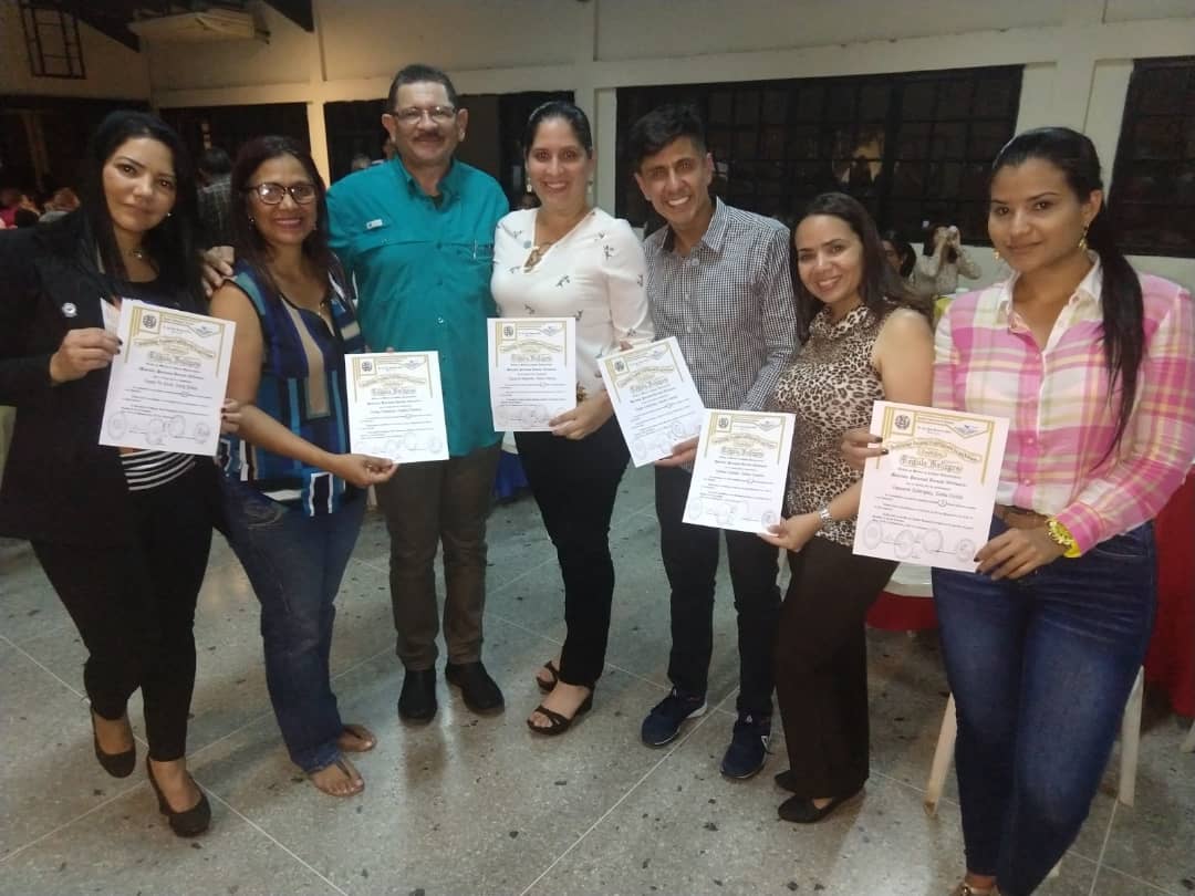 OficialUnerg's tweet photo. #UnergReconocimiento Rector @jlberroteran y demás autoridades  felicitan a los docentes unergistas y reconocen la labor de investigación y valores asentados en el conocimiento 
#ApunellargActiva
@NicolasMaduro 
@Mppeuniv 
@CesarTrompizVE 
@Severianopa 
@Dipmontenegro https://t.co/JwRkXL7vW6