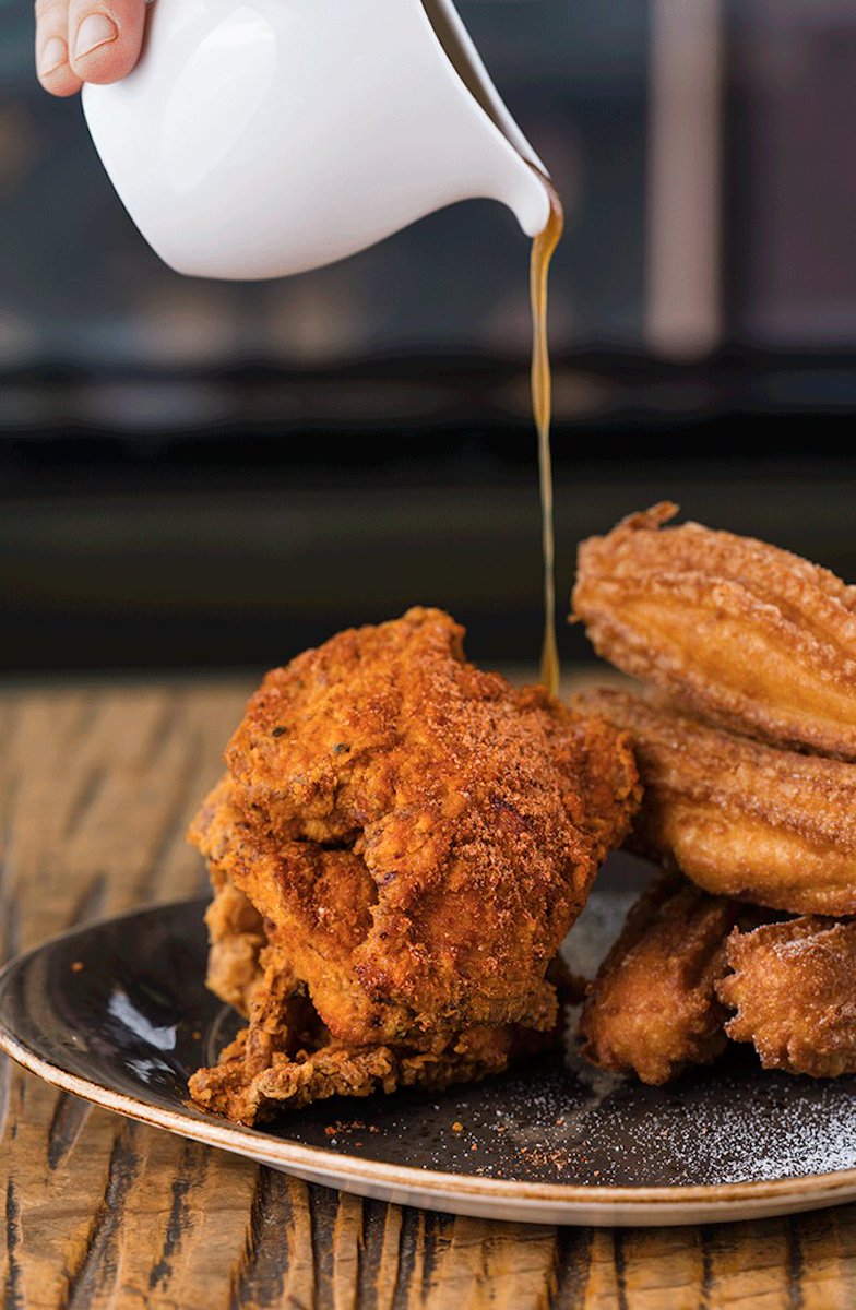 Shakewell brunch hours have changed! We now open at 9:30 am every Saturday and Sunday for you to enjoy delicious dishes like our Chicken &amp; Churros. 😋 Early birds, come on down and bring the kids so you can still make it to nap time! 😴 💕

<a href="/Shakewellbar/">Shakewell</a> 
shakewelloakland.com