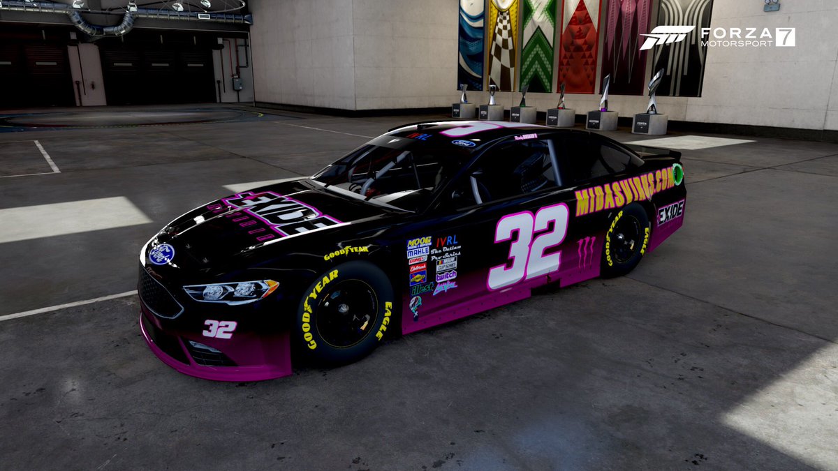 RandyHinshaw2's tweet photo. Doing the @JeffBurton #99 Tribute scheme this week @roadamerica. Not a throwback but turned out solid! Also riding with @TrigaFTW #MidasVirus on the rear fenders! 🔥🔥🔥 https://t.co/3zQbqqXJVZ