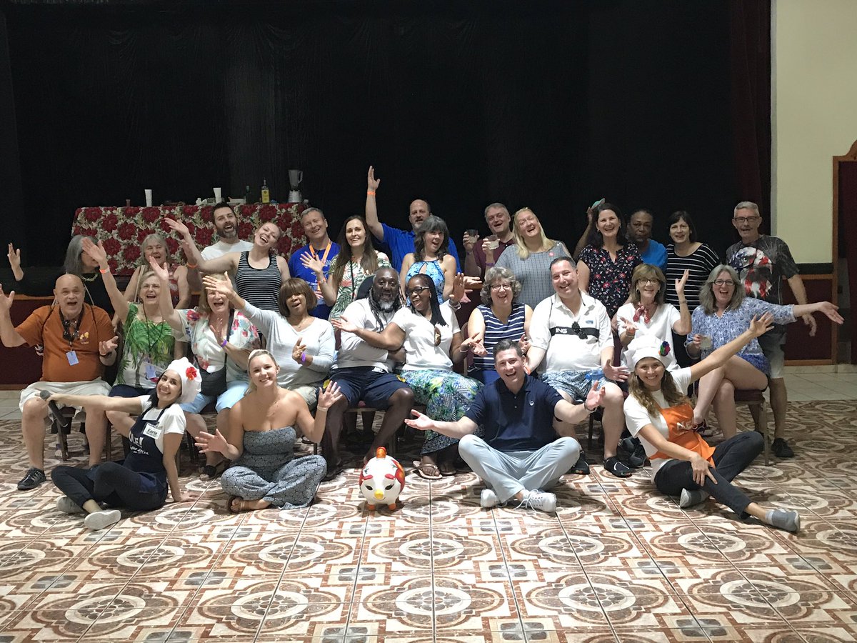kady_holland's tweet photo. What an incredibly fun day In #Cozumel - our 💎#DiamondResorts members spent the day salsa-ing away! 🍅🍹🌶💃 our members are so lucky 🍀 to be able to experience these amazing events in incredible destinations 🌅🏝☀️
#DiamondResorts 💎 #DiamondEvents 💎 https://t.co/dlDg7qzizi