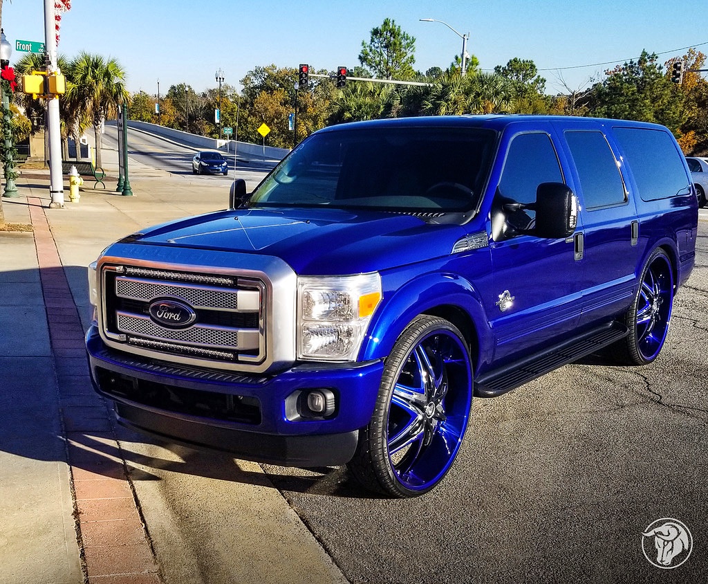 Ford Excursion On 28s
