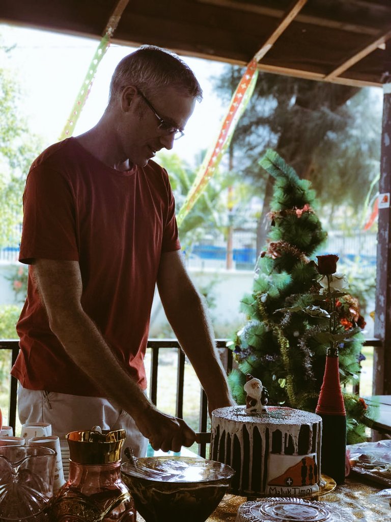 isabelnpereira's tweet photo. Selebra Natál hamutuk iha @MalukTimor
#maluktimor #dili #christmasparty #pizza #Fantastico #xefebootsira https://t.co/v5eNcGMMLW