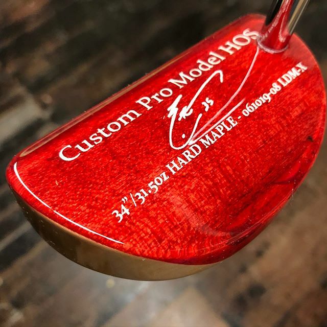 You guys... it’s a friggen CHRISTMAS MIRACLE. Guess what I just shipped?! A putter I’ve been working on since JUNE. Everything that could possibly go wrong with a putter did with this one. They block had to be redone SO MANY TIMES. But it’s on the way, a… ift.tt/2s76N2s