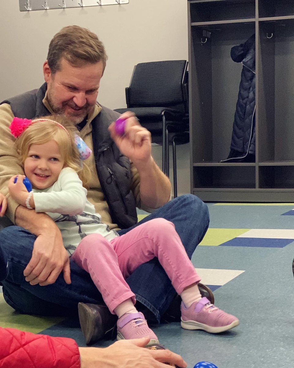 PSAaurora's tweet image. Check out these kids rocking the Kindermusik demo class🎵🥰#ParamountSchoolOfTheArts #StartArts