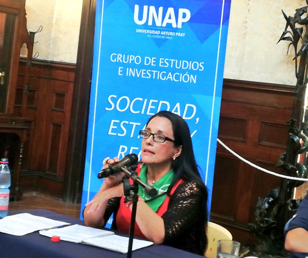 BarbaraFuenttes's tweet photo. Hoy en Iquique en conversatorio respecto a "Los Actuales Desafíos para el Proceso Constituyente en Chile". Importante es el debate y la reflexión en regiones. Santiago NO es Chile. Gracias Myla Chavez,  @fernando_atria y @cristianjamett 
Gracias a tod@s por la participación.🇨🇱✊ https://t.co/rh3bOlwshd