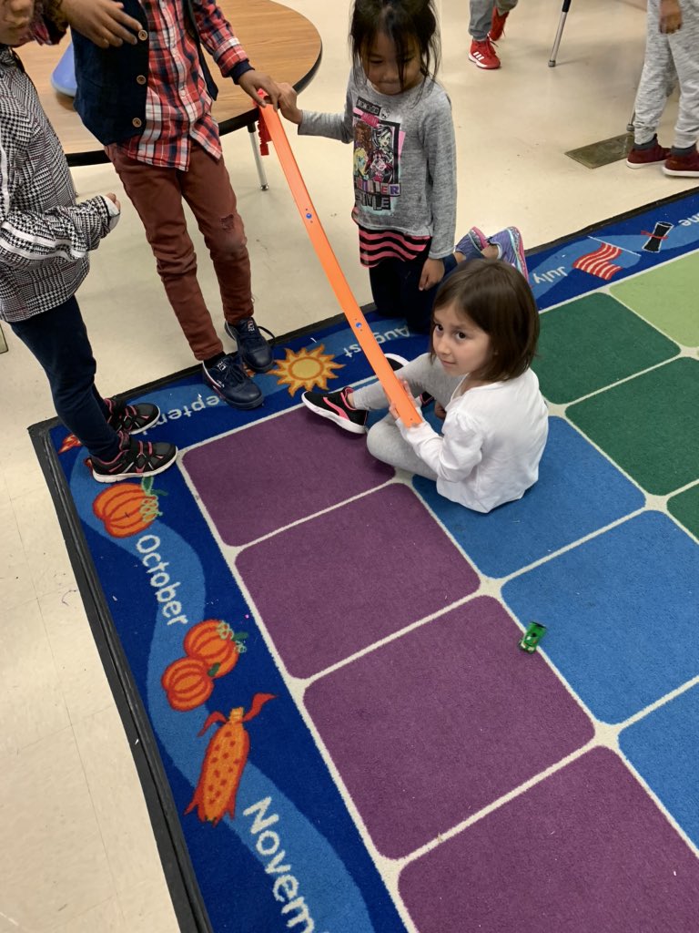 Sprout1968's tweet photo. Teaching movement in science is a lot more fun when you have Hot Wheels! Thanks @ButlerVicki for loaning us this very cool science set! #PoniesTurn10 @LewisvilleES @Lori4teachers https://t.co/XgtHenc8PU