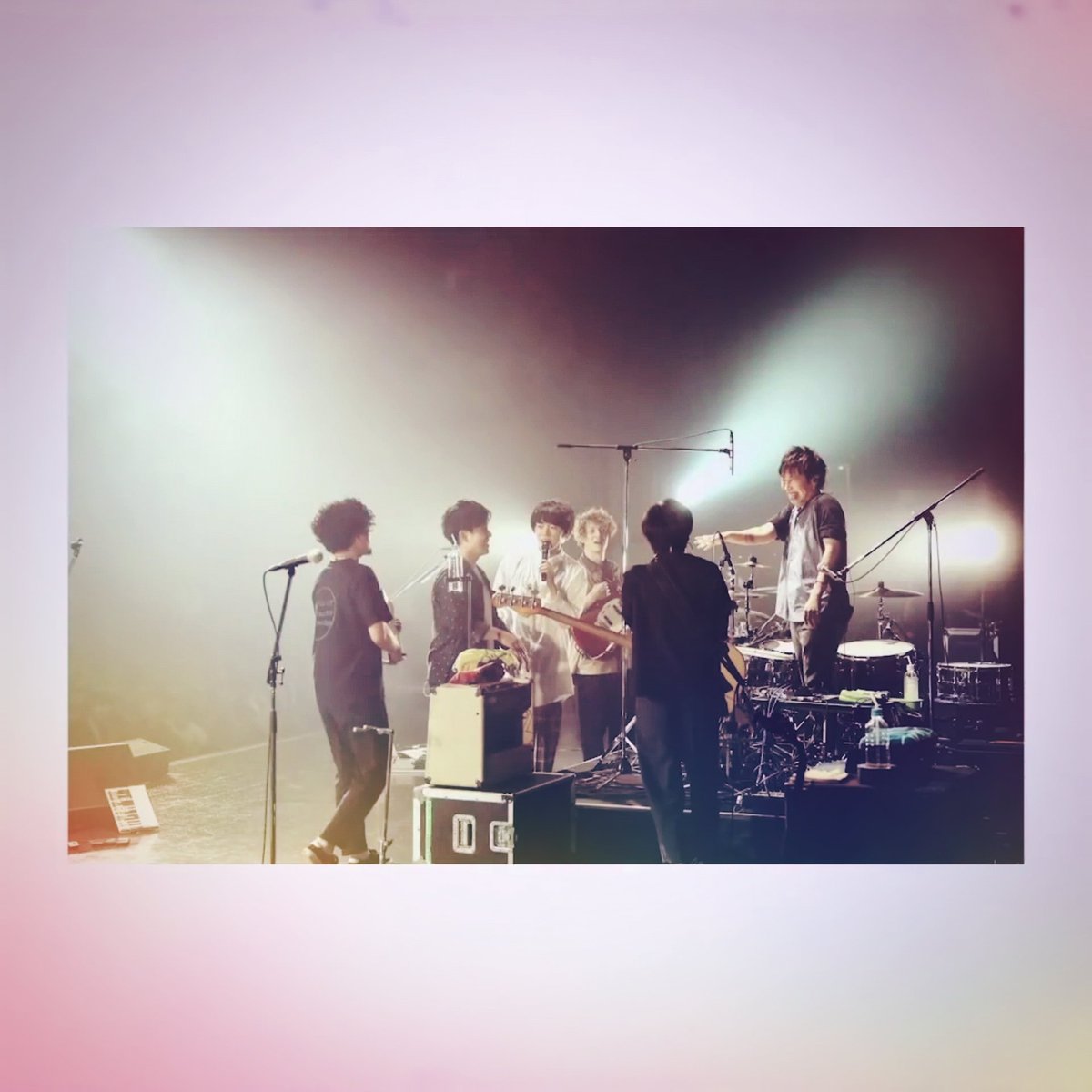 mone_usg724's tweet photo. Wonder Bridgeのギャラリーいいね⑤
Band on the Run
#sumika
#願い
#WonderBridge https://t.co/aS5yKSL4m6