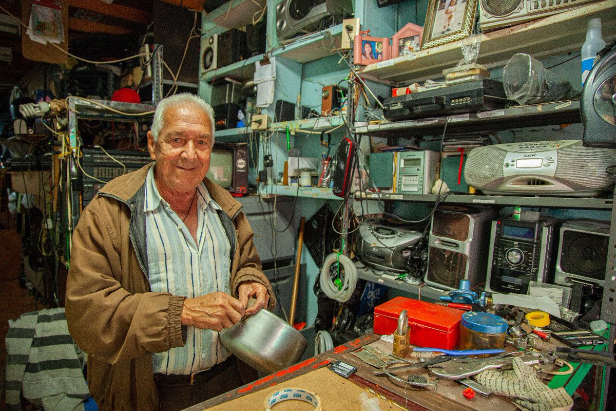 alejandroangel's tweet image. 19 años después del atentado de las FARC que les cambió la vida así se ven y sienten los Granadinos...

“Granada: Relato de un perdón” en @lasillavacia

lasillavacia.com/silla-llena/re…

Fotografías: @Alce_16 
Investigación y texto: @Duranoscar 
Producción: @alejandroangel