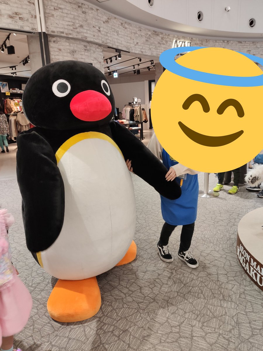 Az Flash No Twitter ピングーの着ぐるみ 若干幅広く見えるが アニメに近い造りかと思う