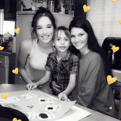 caseysuegibson1's tweet photo. #NewProfilePic https://t.co/YvSoXCsIq3