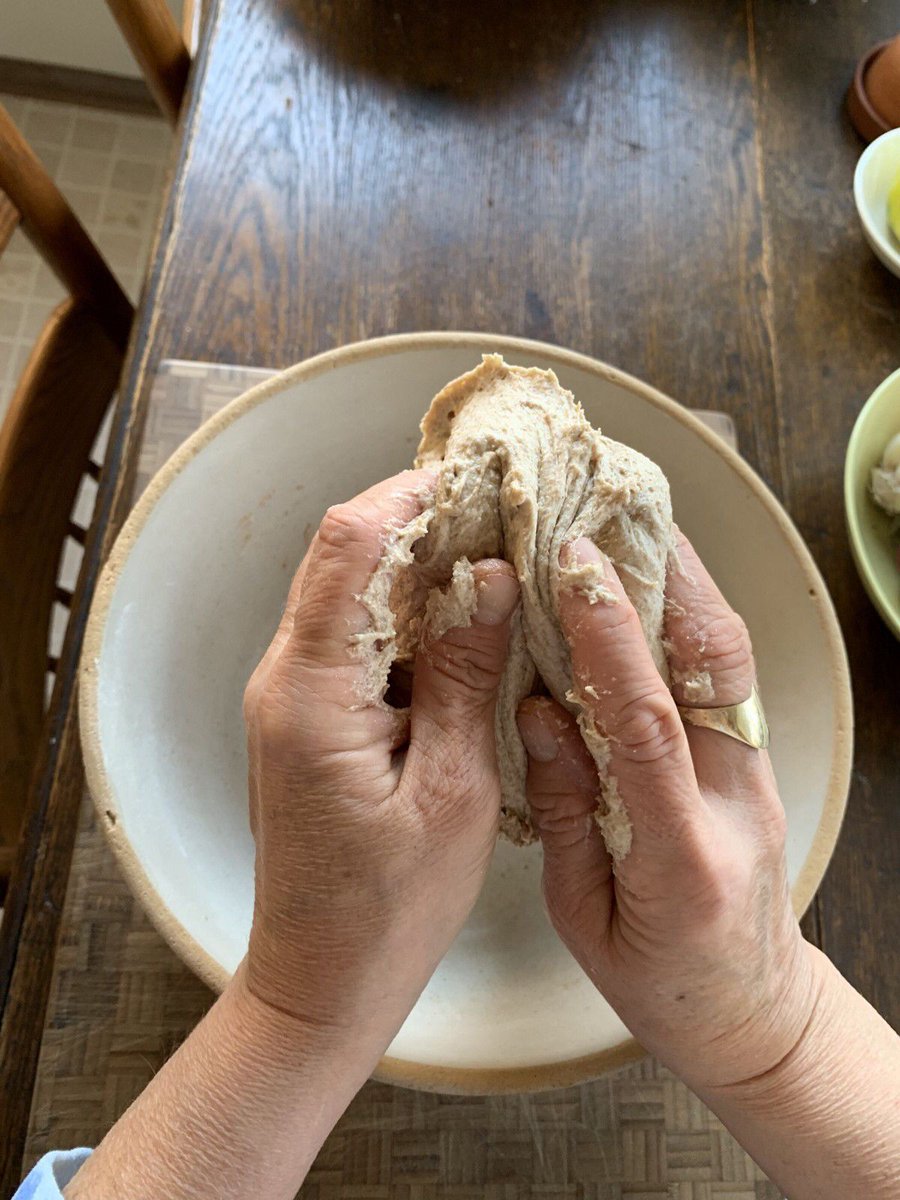 ForageGoodLocal's tweet image. I Couldn’t Lose My Mother and My Starter, Too buff.ly/38cVOW8