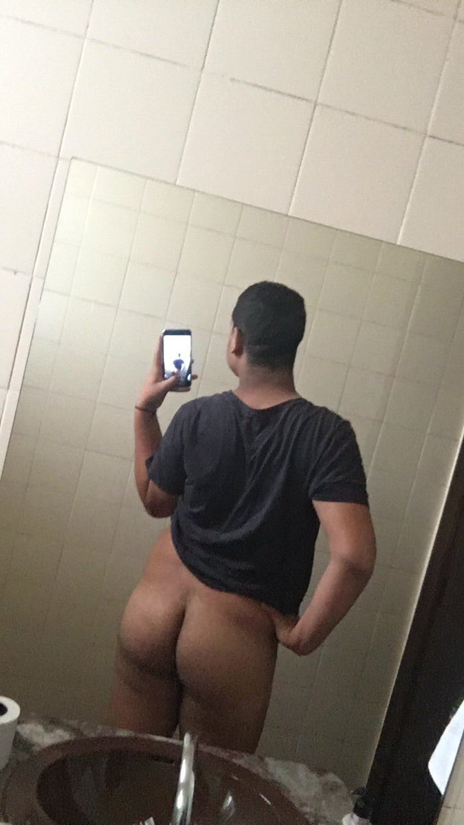 SlutSatan2's tweet photo. Presente dessa puta rabuda que recebi na DM e já me deixo de pau babando 😋😍 imagina a sentada do @julio29630922 com esse rabão na tua pica, será que aguenta? Hahahaha 😂😈🔥 https://t.co/kLmxeHva0z