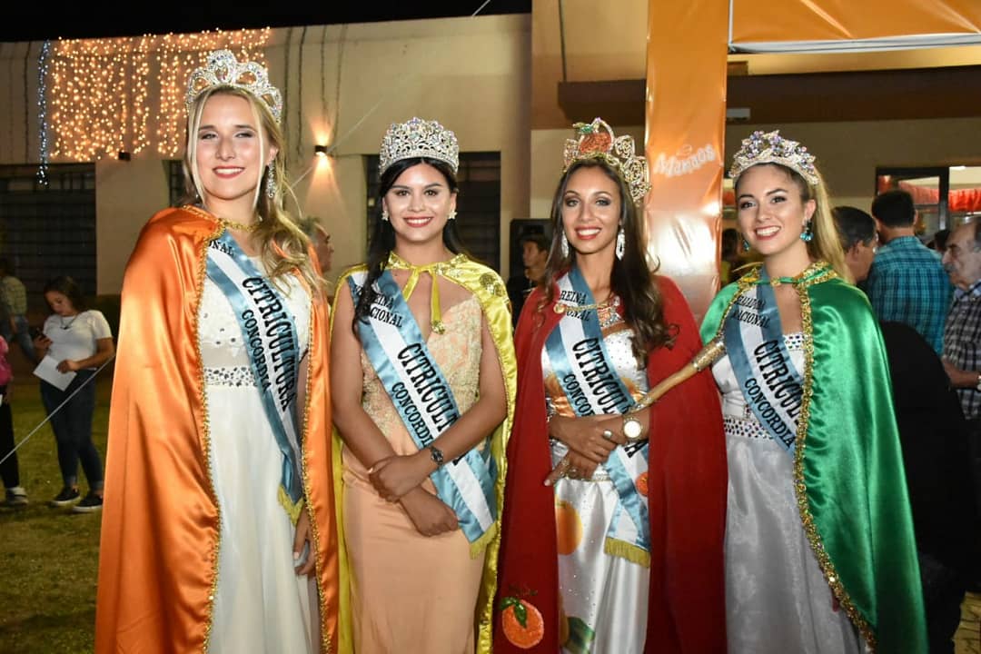 📣 Inauguración y corte de cinta de la 42° Fiesta Nacional de la Citricultura 🍊🍊

Desde este viernes hasta el domingo #Concordia celebra la  fiesta del citrus con una grilla de artistas única.