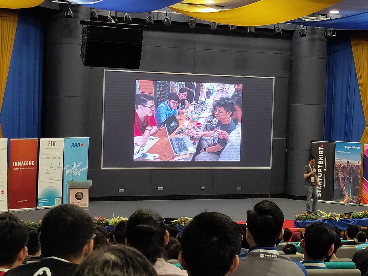 hj_chen's tweet photo. .@shanggyilim walking us through 10 years of #devfestkl (through some name changes)
event organisation is sometimes a lot thankless hard work. a decade of events is an amazing achievement 🥳 https://t.co/LikBOLWGnN