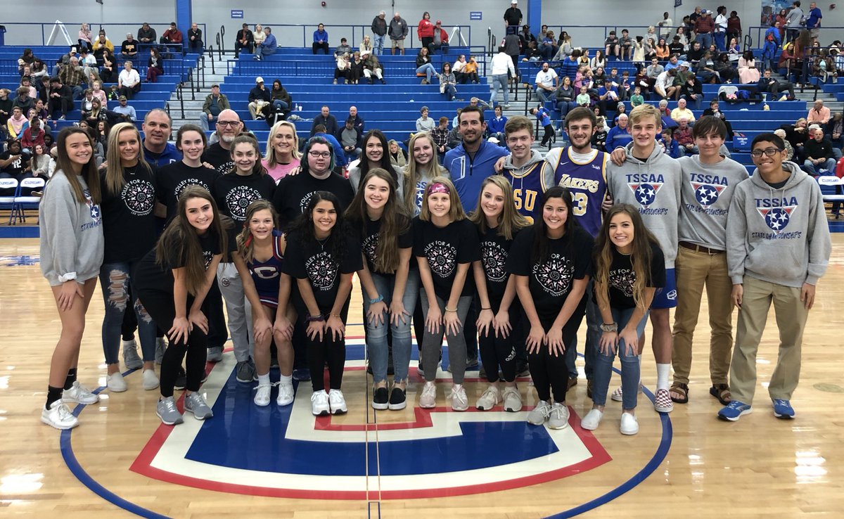 C_H_S_Athletics's tweet photo. We celebrated our Fall State Tournament representatives tonight!  We’re so proud of our girls golf and volleyball teams and the boys cross country team! https://t.co/QBaVp8nXdt