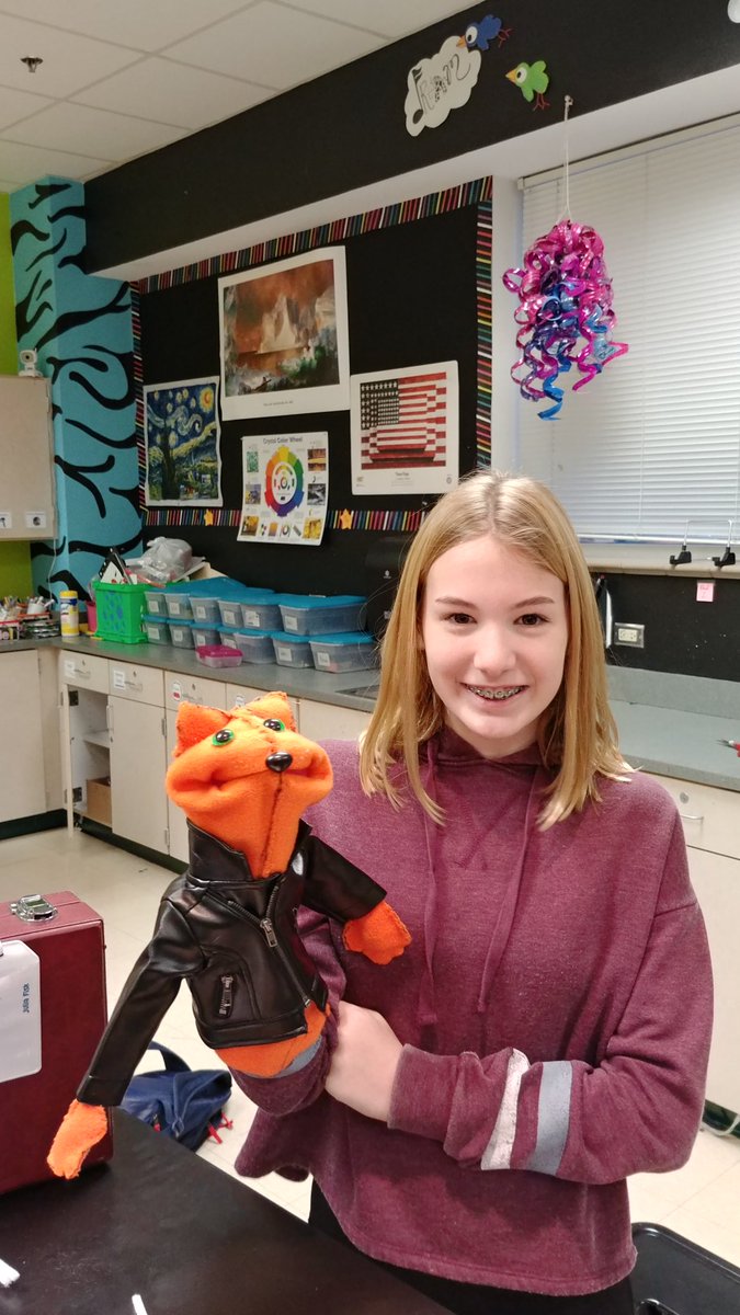 debbiejcopeland's tweet photo. Today in Puppet Club, the @EubanksDragons Puppeteers showed off their finished/nearly finished creations. The puppets showed off their burgeoning personalities. 
@FleckDragon @mvondreau @sheri_merritt https://t.co/3pVxnEzFdf