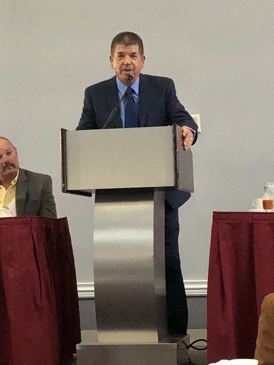 Erik Kibler delivering his his Hall of Fame acceptance speech in Columbus, Ohio at the National High School Baseball Coaches Association. Legend in Arizona coaching circles who has impacted the lives of many players and coaches. @azbcacoaches <a href="/azc_obert/">Richard Obert</a> <a href="/AZPreps365/">AZPreps365</a> #thebest