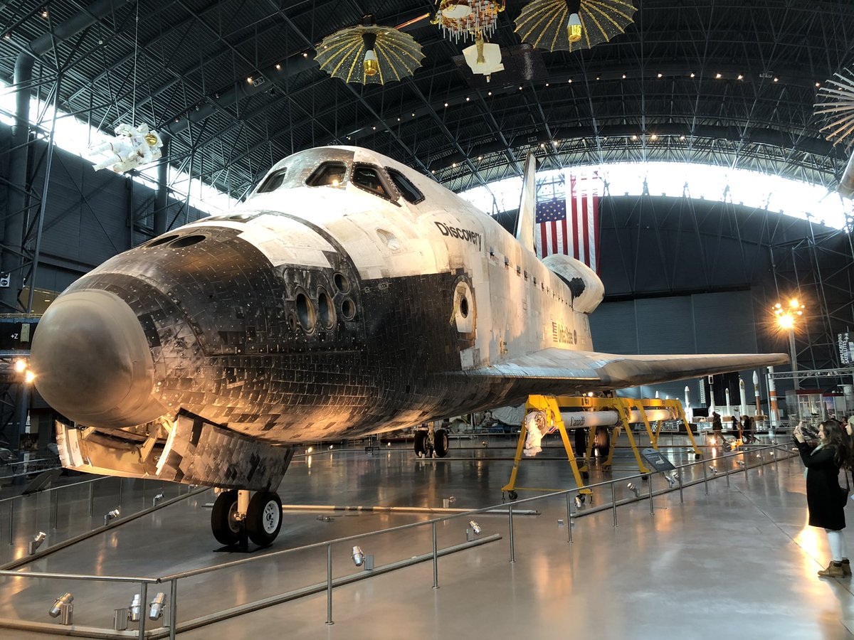 MrsFranz4's tweet photo. So much fun at Udvar Hazy today!! We learned so much! #sel19 #marsin2030 https://t.co/gEeJIY5zlH