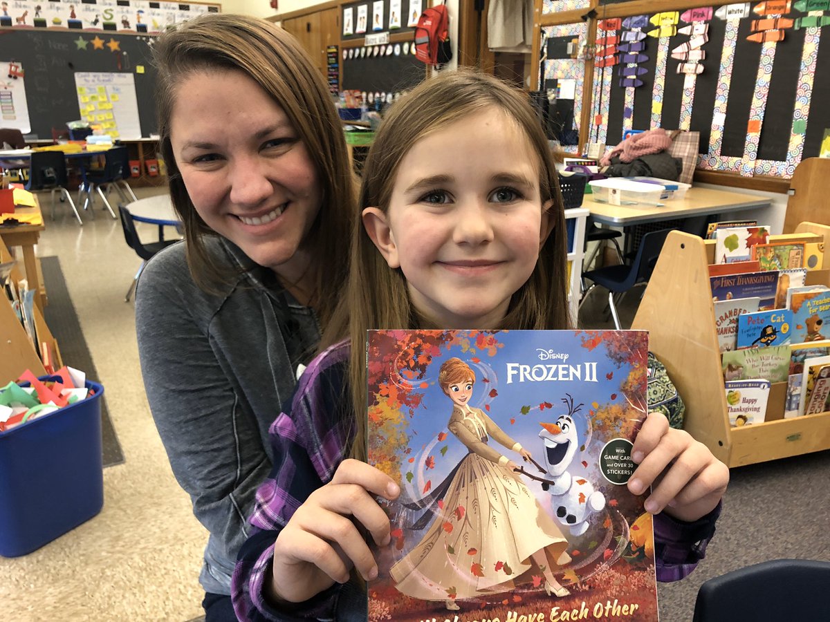 MrsCole107's tweet photo. Awesome to have parents come in and read the latest Disney books! #thanksmrsc https://t.co/EuNGidaaaS