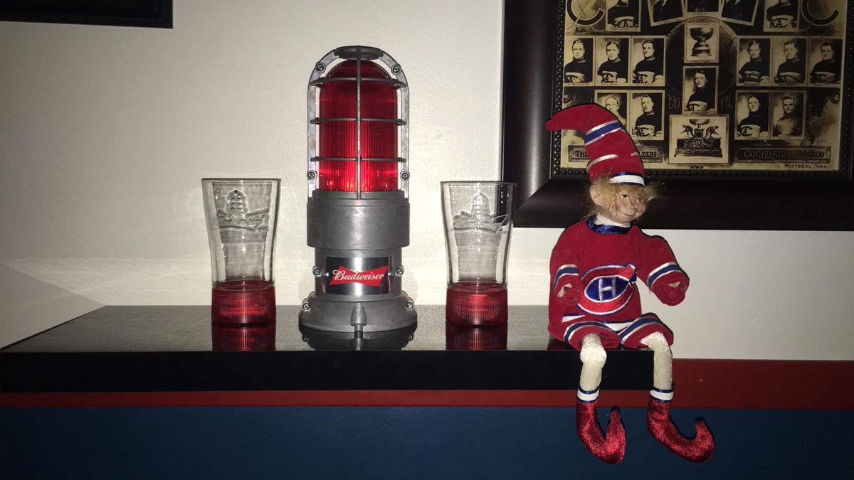 Louiseg3's tweet photo. @CanadiensMTL Go Go Go ... je veux entendre ma lumière de but #GoHabsGo #Budweiserredlight https://t.co/lvpF2Detae