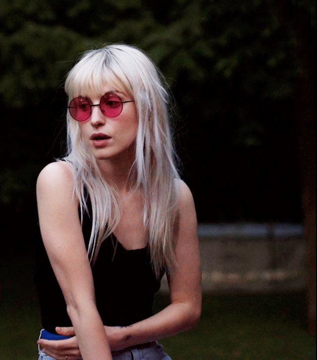 miseryroute's tweet photo. the way she served in this photoshoot https://t.co/3Fv5FAoGgG