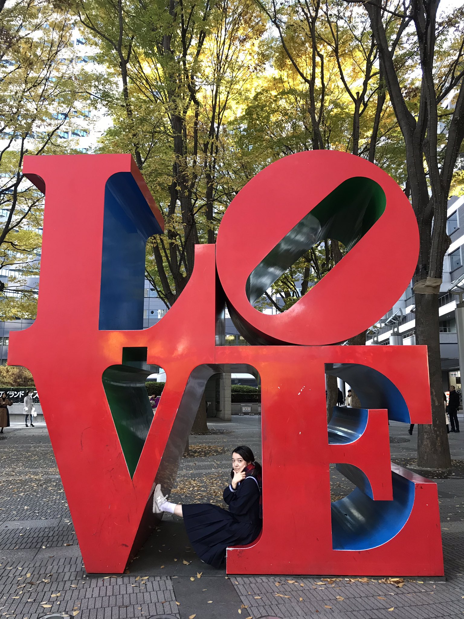 公式 恋はつづくよどこまでも 本日も 恋つづ チームは早朝からロケ頑張っています 勇者 の 魔王 への恋が実るように願いを込めてあの有名なオブジェの前で Loveオブジェ 写真撮ると恋が実る 上白石萌音 佐藤健 T Co Fhp7tmdmem 公式 恋はつづくよどこまでも 本日も 恋つづ チームは早朝からロケ頑張っています 勇者 の 魔王 への恋が実るように願いを込めてあの有名なオブジェの前で Loveオブジェ 写真撮ると恋が実る 上白石萌音 佐藤健 T Co Fhp7tmdmem