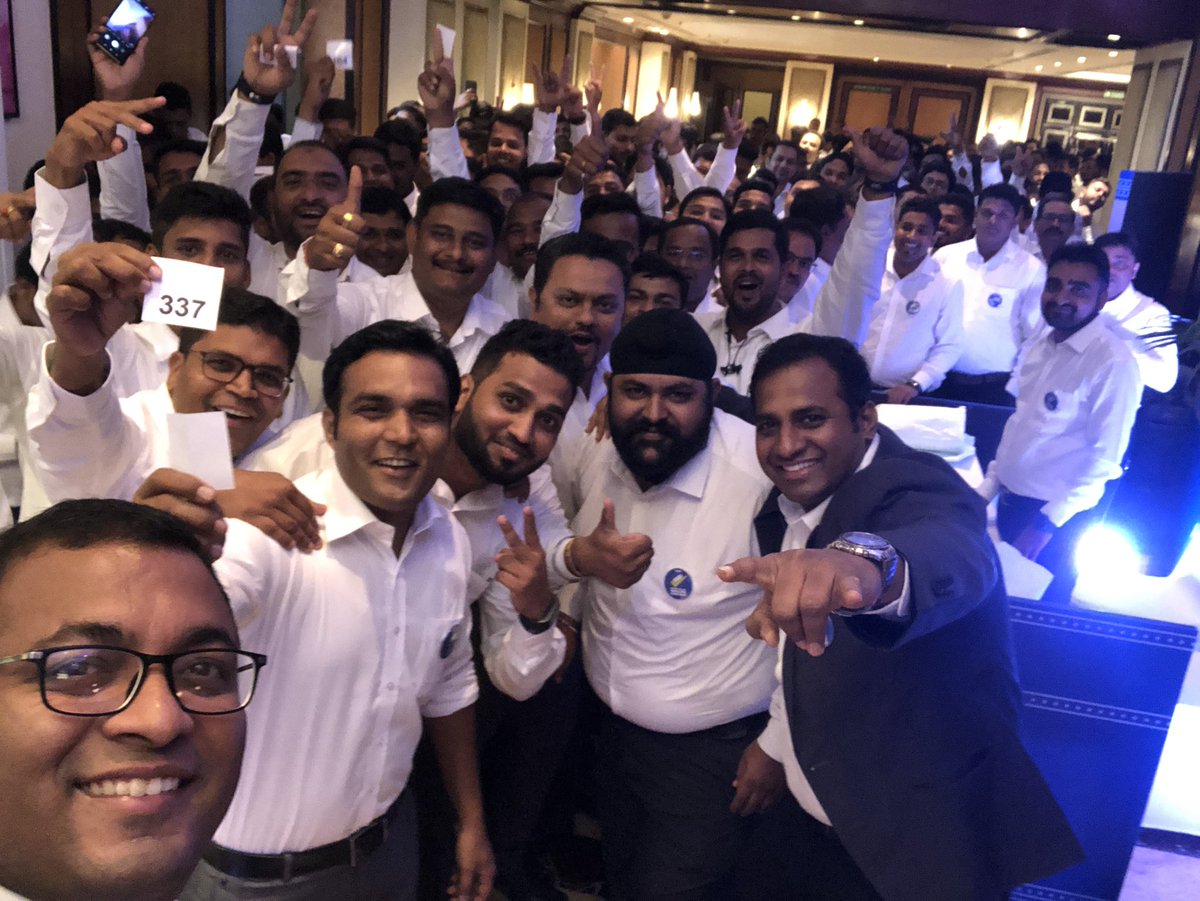 jijoraju4u's tweet photo. #berok #mumbai and #Maharashtra team ready for #berokzindagi lauch https://t.co/ZLclpwVIoE