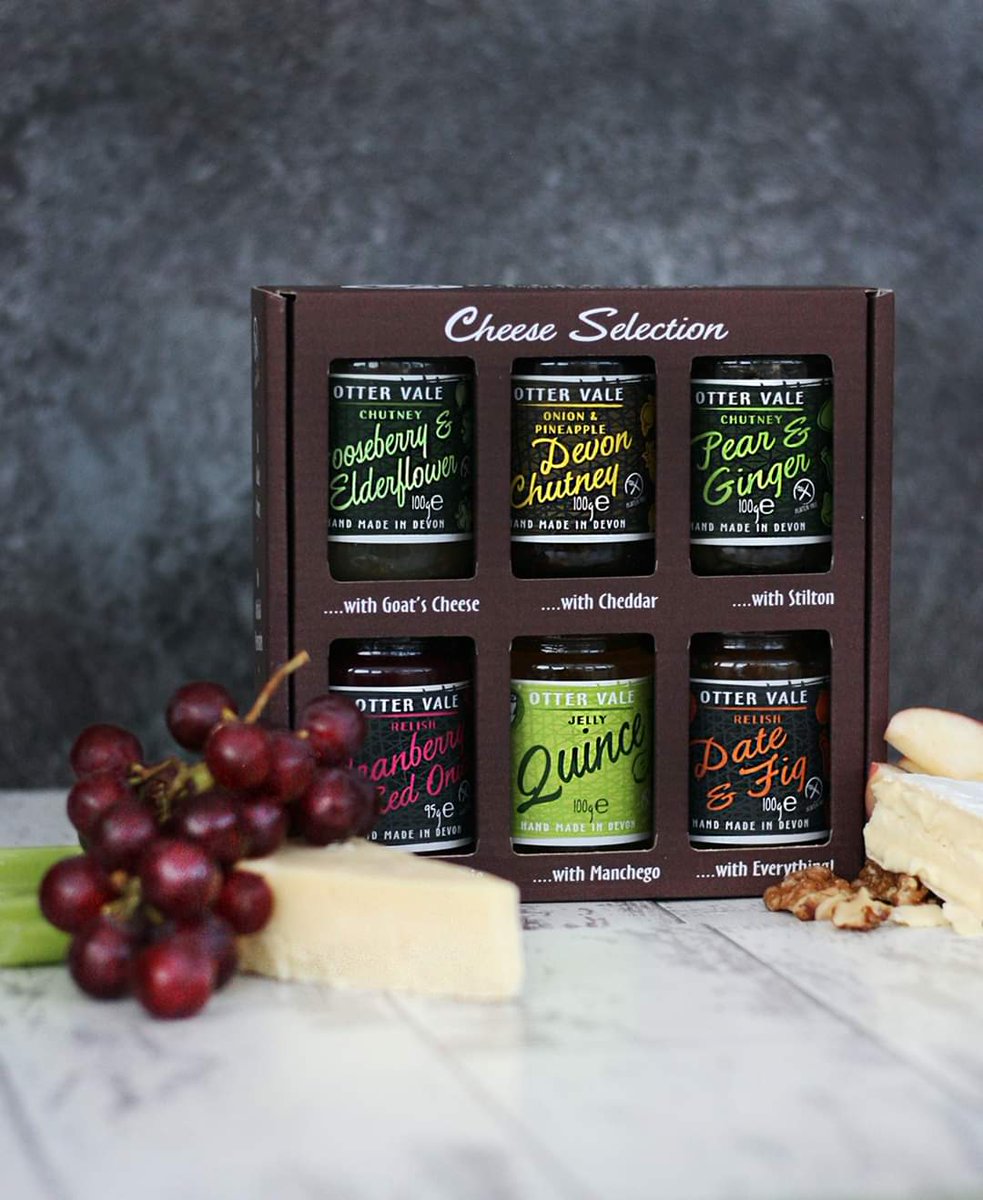 Granny #OtterVale finishes up a busy week with a tasting at <a href="/dartsfarm/">Darts Farm</a> today from 1030. Come along &amp; try, and find your festive favourite, perfect for hampers, stocking fillers &amp; your Christmas table. 
Our #gift packs are #plasticfree too!
#Devon #DevonFood #supportlocal